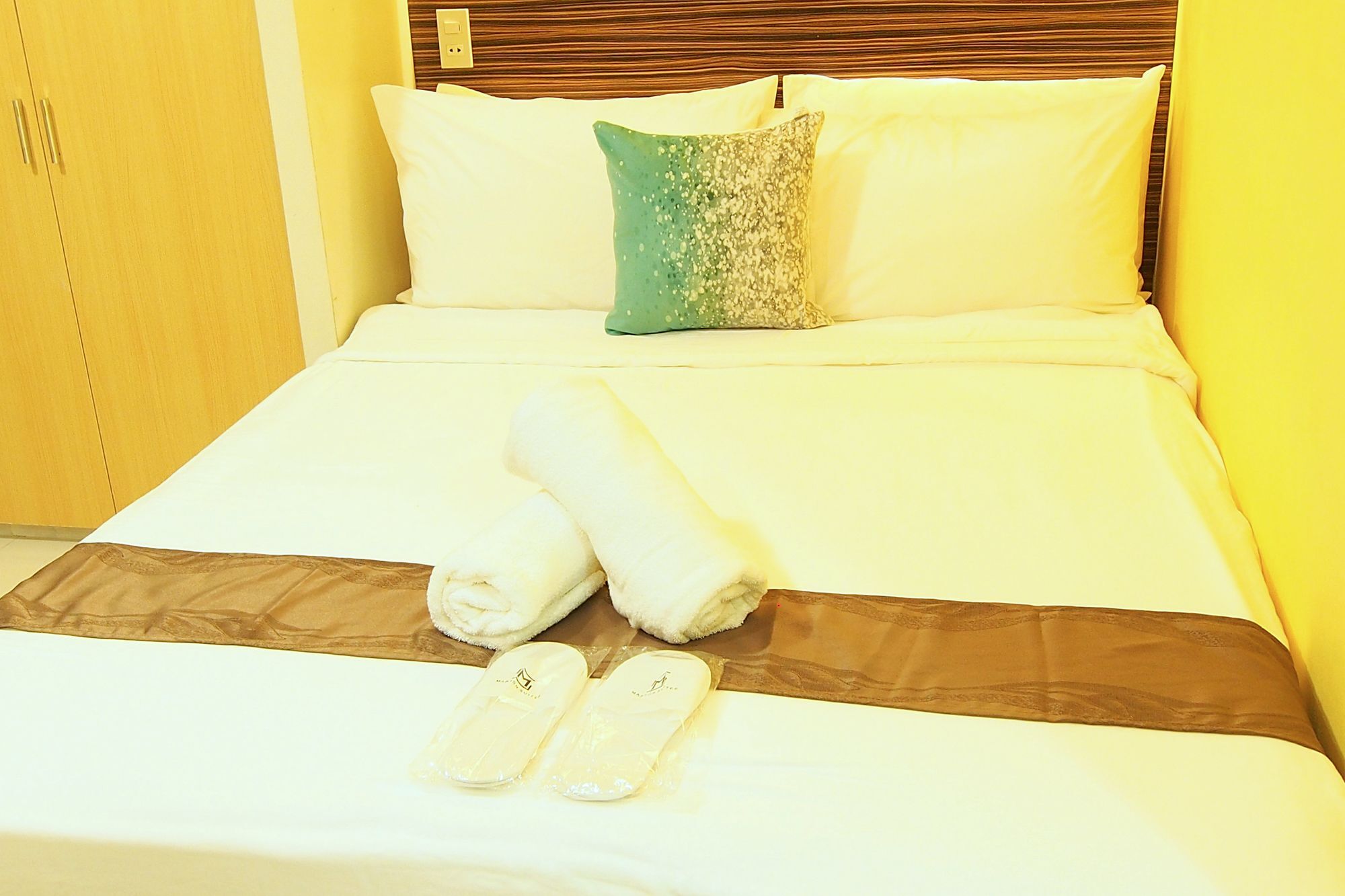Marton Suites Davao Ngoại thất bức ảnh